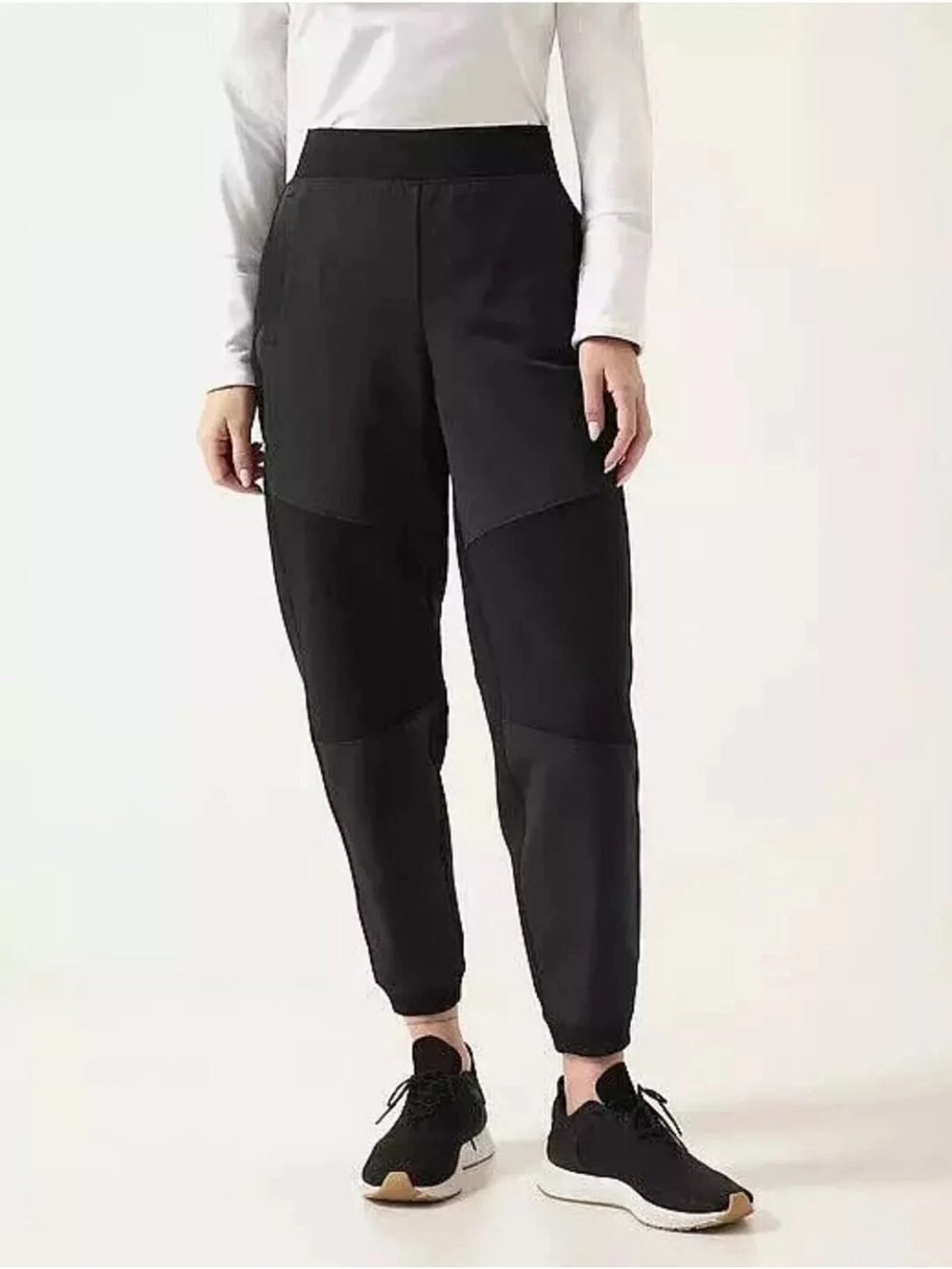 Athleta Black Jet Set Hybrid Jogger